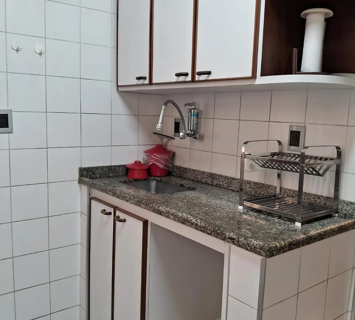 Apartamento Com Vista Pro Mar No Centro De Ubatuba - 2 Quartos E Cozinha Completa 0*,