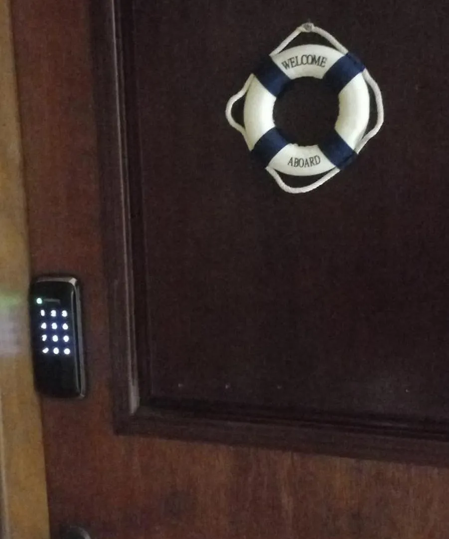 Apartamento Com Vista Pro Mar No Centro De Ubatuba - 2 Quartos E Cozinha Completa 0*,  Brasil