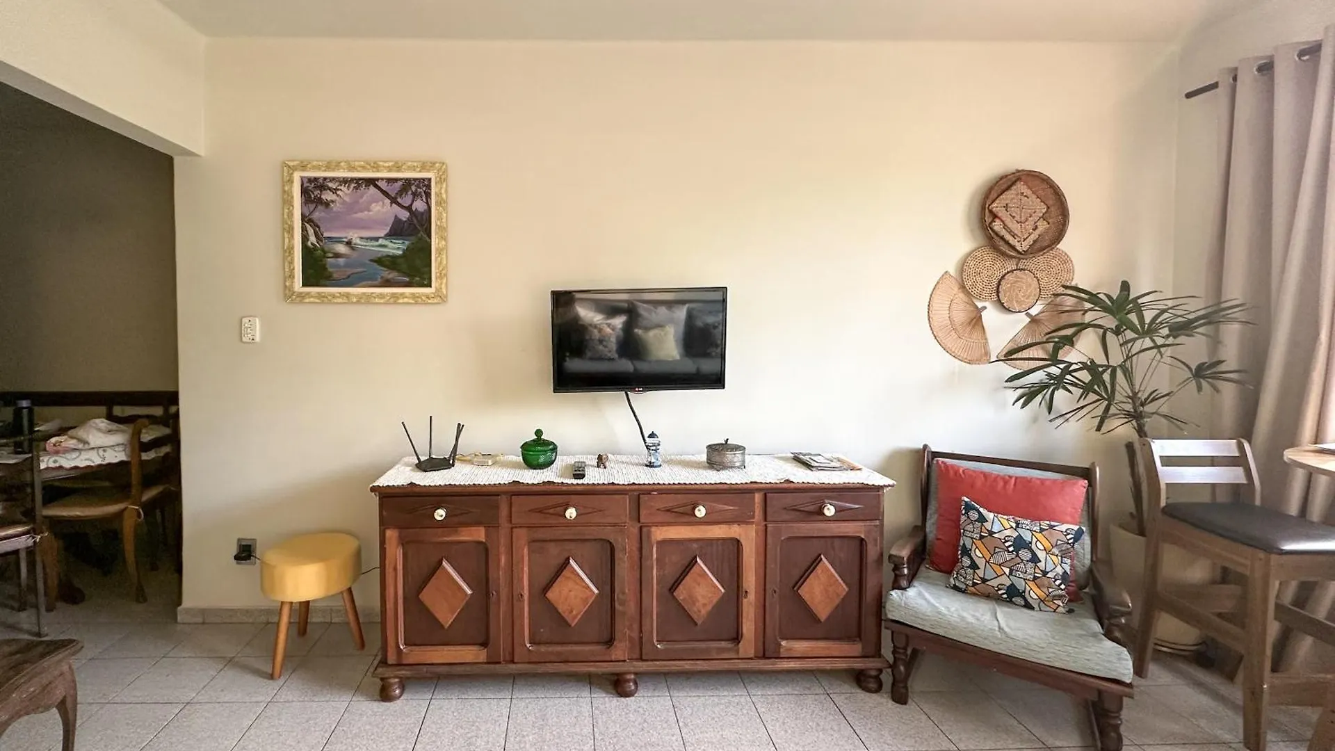 Apartamento Com Vista Pro Mar No Centro De Ubatuba - 2 Quartos E Cozinha Completa Brasil