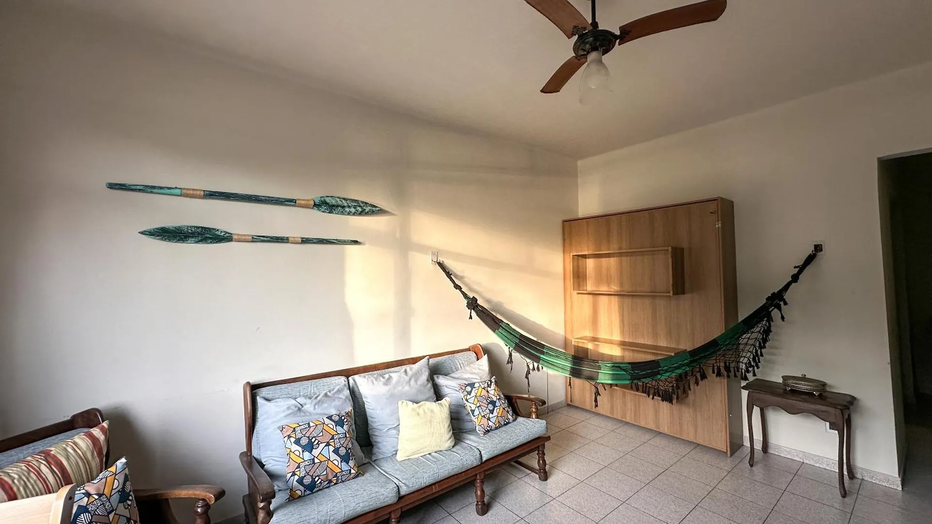 Apartamento Com Vista Pro Mar No Centro De Ubatuba - 2 Quartos E Cozinha Completa Brasil