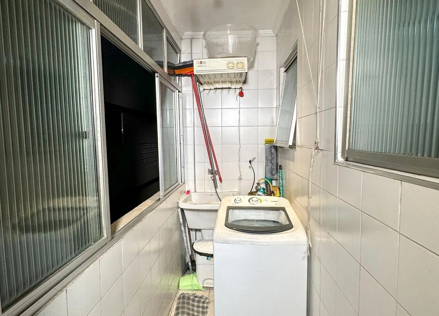 Apartamento Com Vista Pro Mar No Centro De Ubatuba - 2 Quartos E Cozinha Completa Brasil